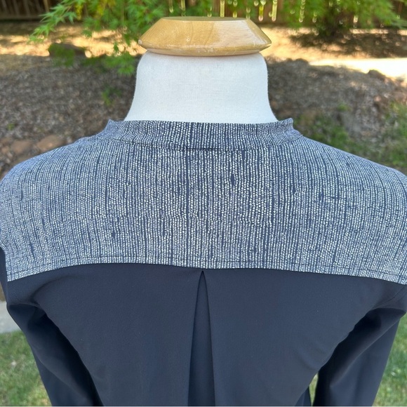 Lululemon Get It On Blouse Burlap Black Dune - Picture 6 of 15